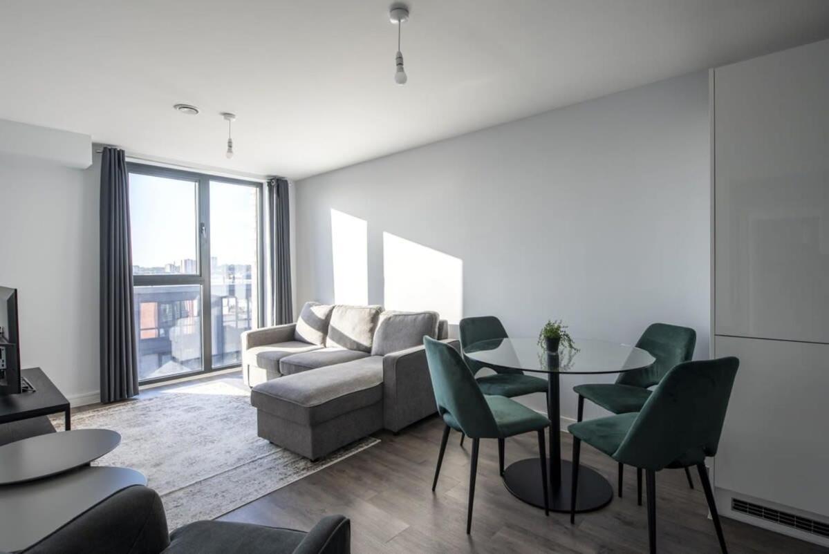 Superb 2 Bedroom Aparttment In Central Бирмингем Экстерьер фото