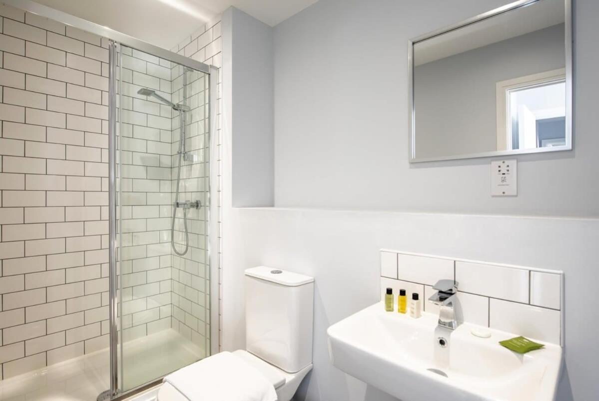 Superb 2 Bedroom Aparttment In Central Бирмингем Экстерьер фото
