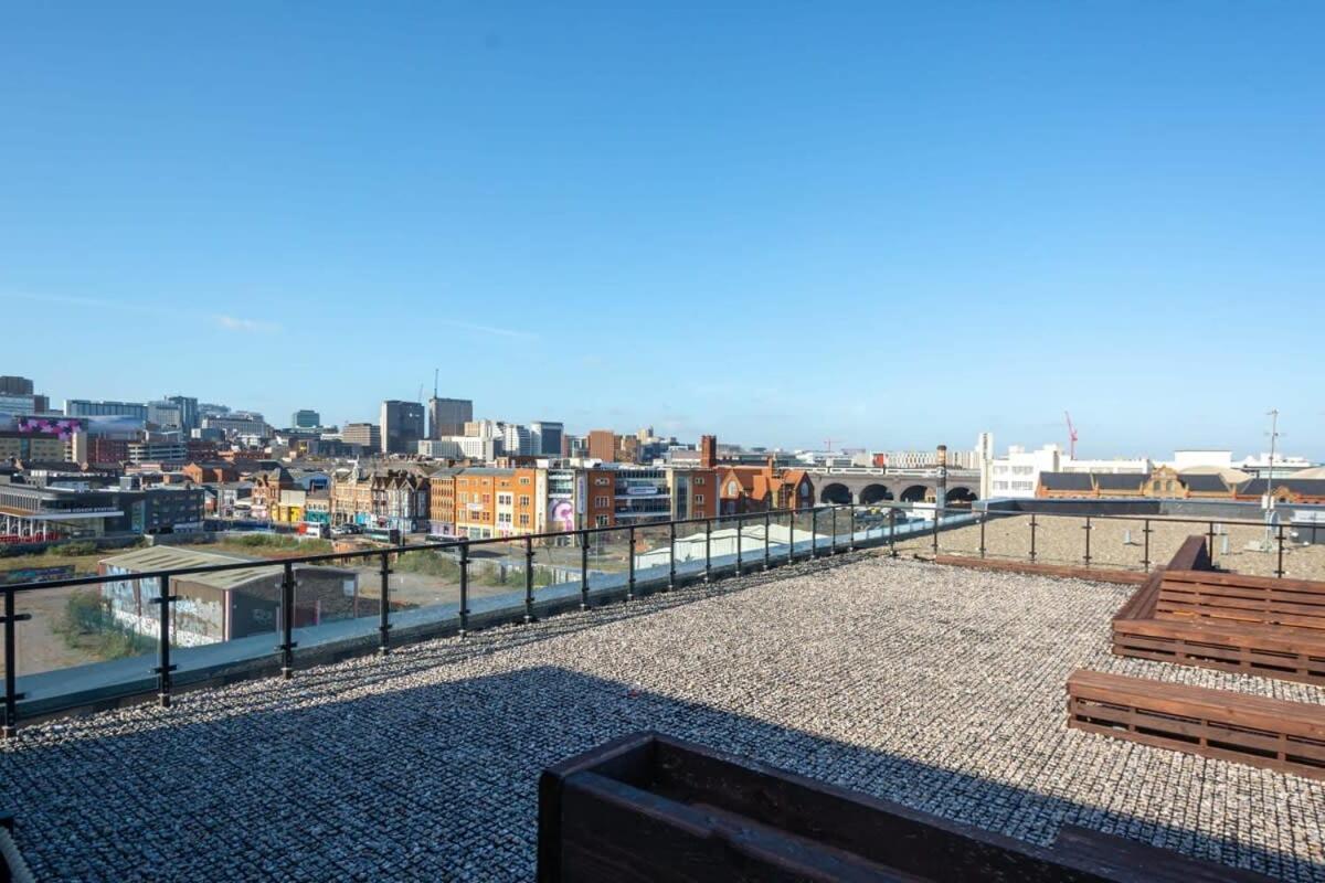 Superb 2 Bedroom Aparttment In Central Бирмингем Экстерьер фото